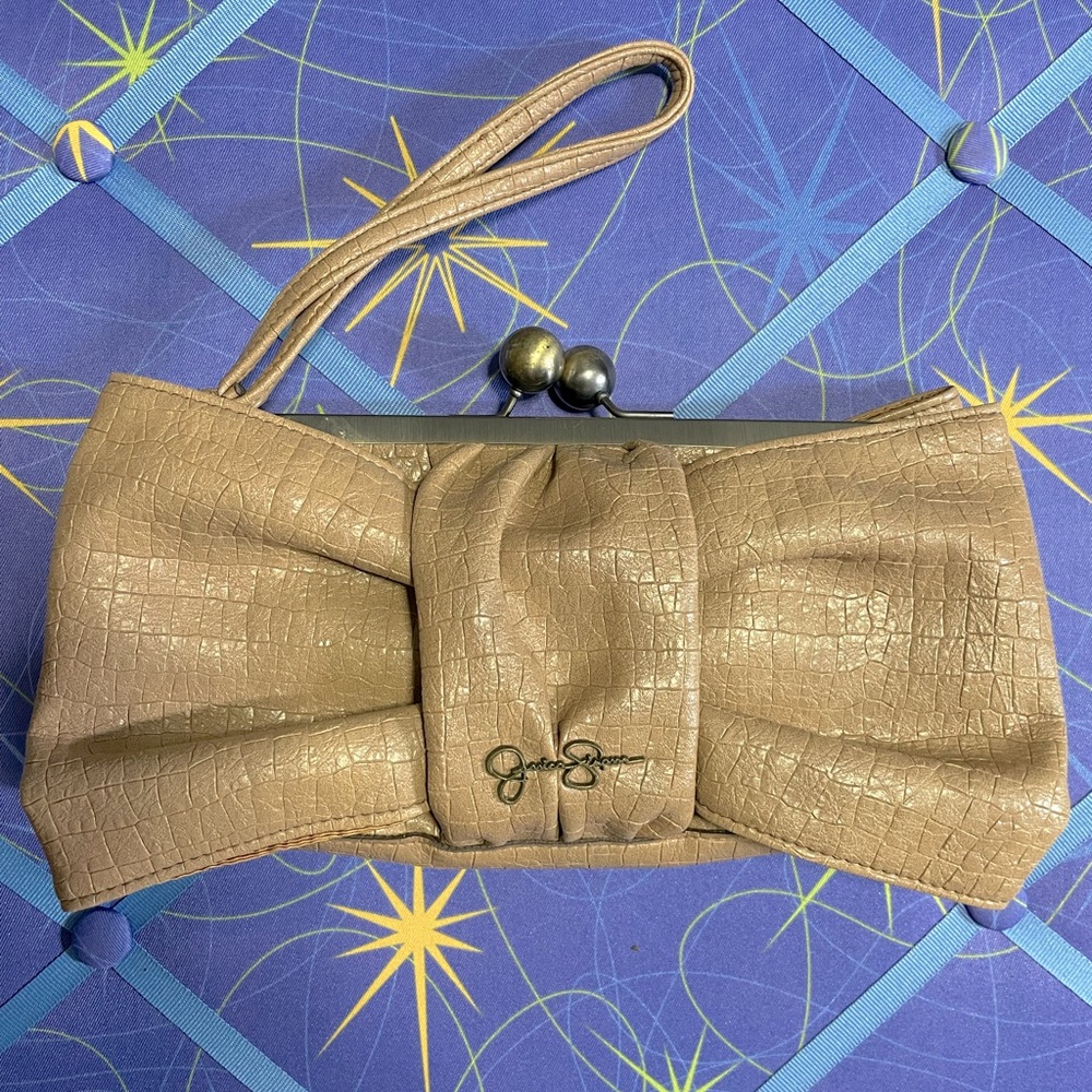 EUC- Jessica Simpson bow wristlet